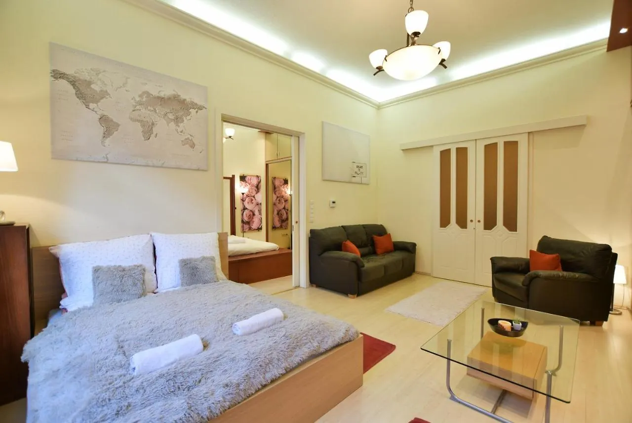 Ultra Central Apartment At Synagogue Budapest